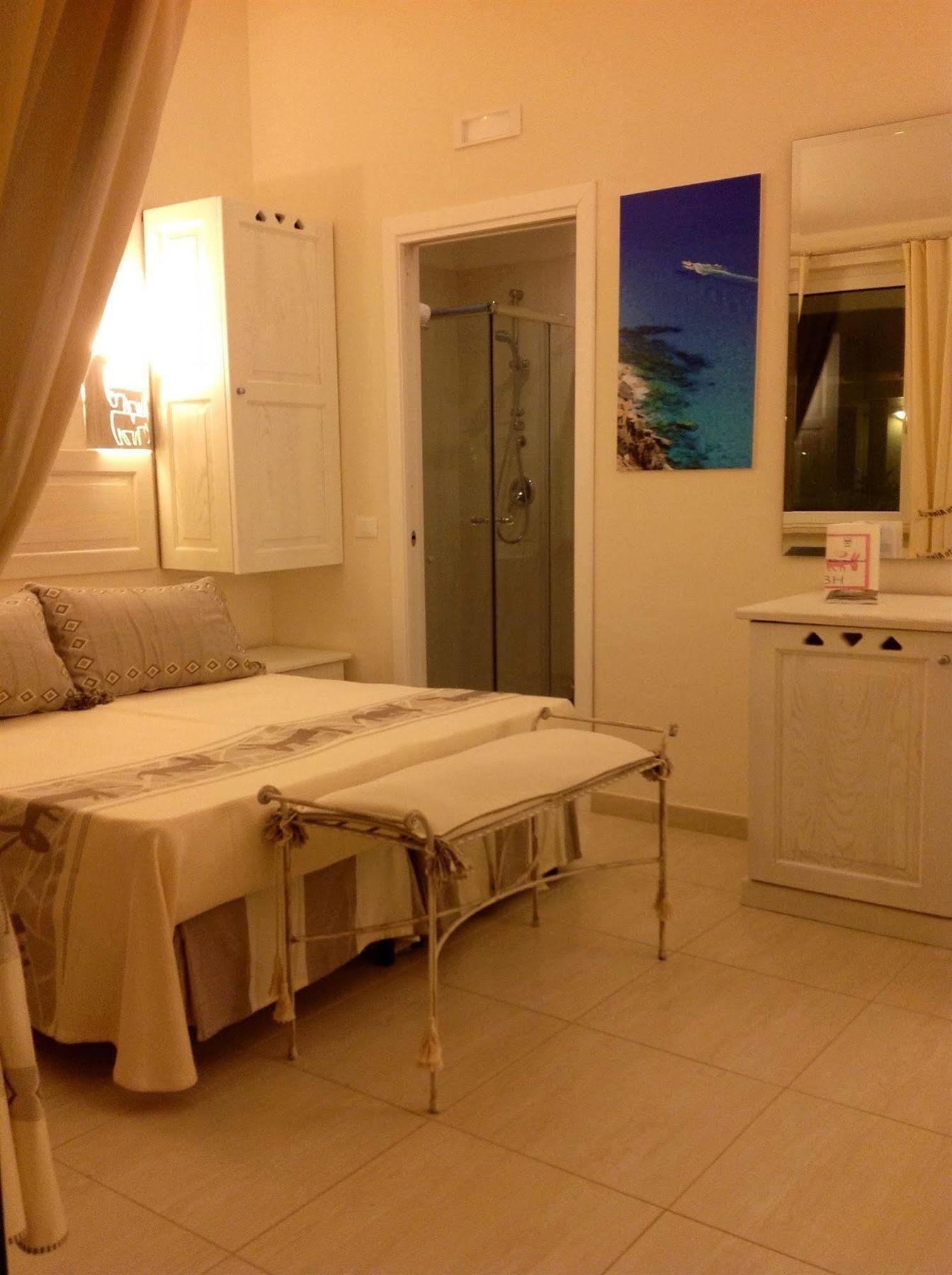 Hotel Budoni Beach 3*